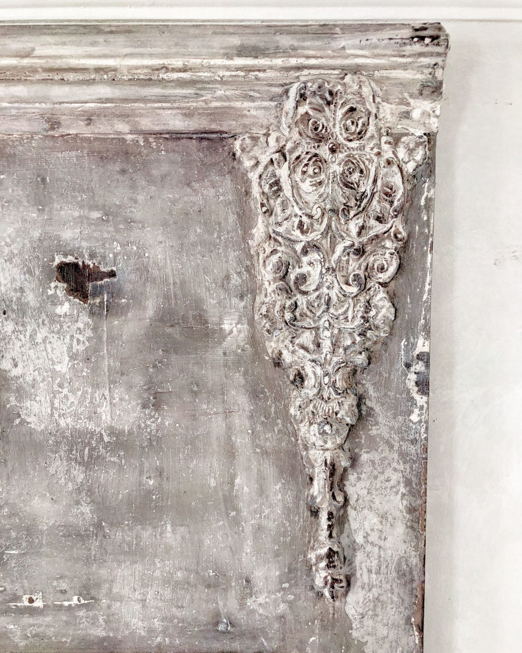 Golden Emblem - Resin Mould 5"x8"