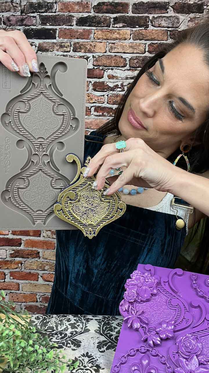 Darling Damask - Resin Mould 5"x10"
