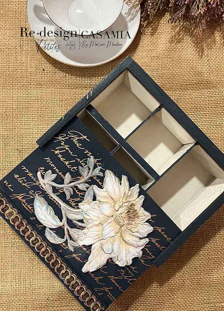 Cerulean Blooms | 5"x8" | Decor Moulds for Crafts | Redesign with Prima