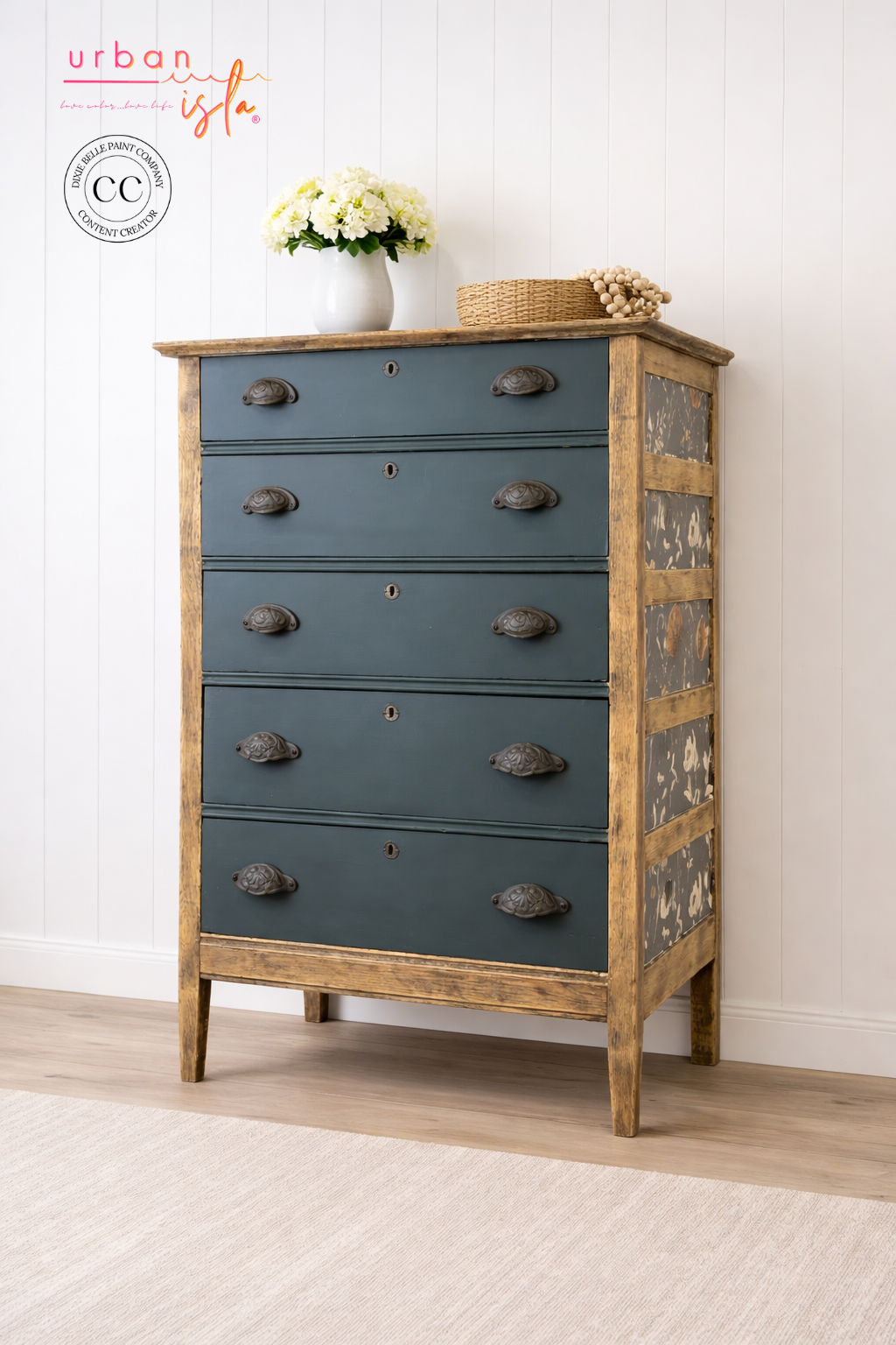 Heirloom - Chalk Paint - Dixie Belle Paint (4 sizes)