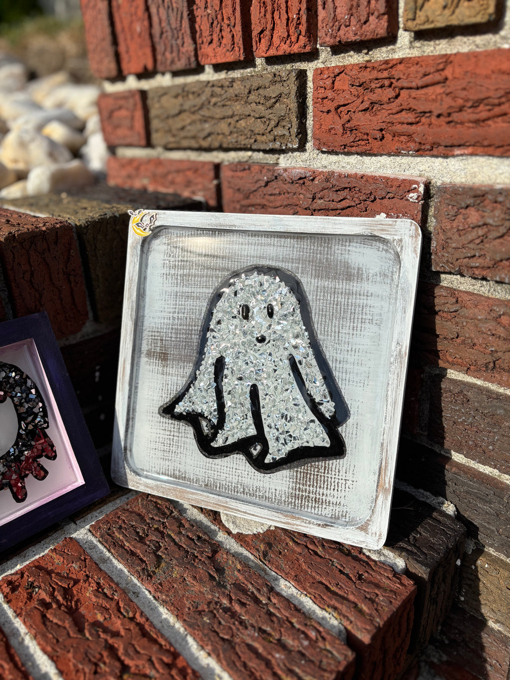 Spook-tacular Crushed Glass in Resin Workshop
