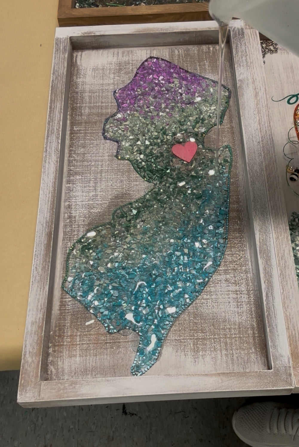 New Jersey Crushed Glass in Resin Workshop