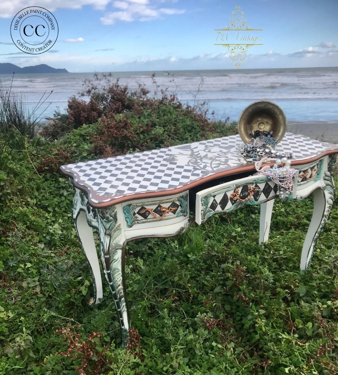 HARLEQUIN | Stencil | Furniture | Arts & Crafts | Dixie Belle Paint