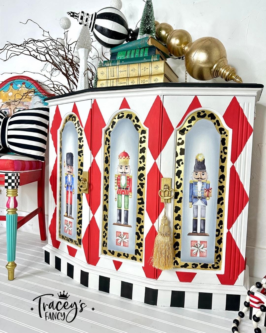 Nutcracker | Retired | Small Transfer | Dixie Belle Paint Company | 4 separate sheets of nutcrackers perfect for small decor projects