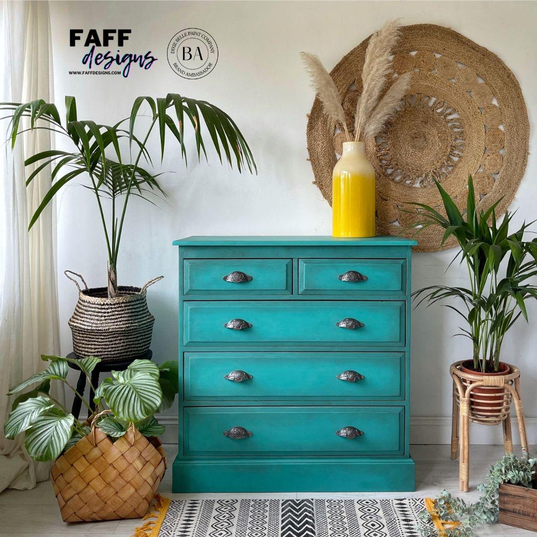 Mermaid Tail - Chalk Paint - Dixie Belle Paint