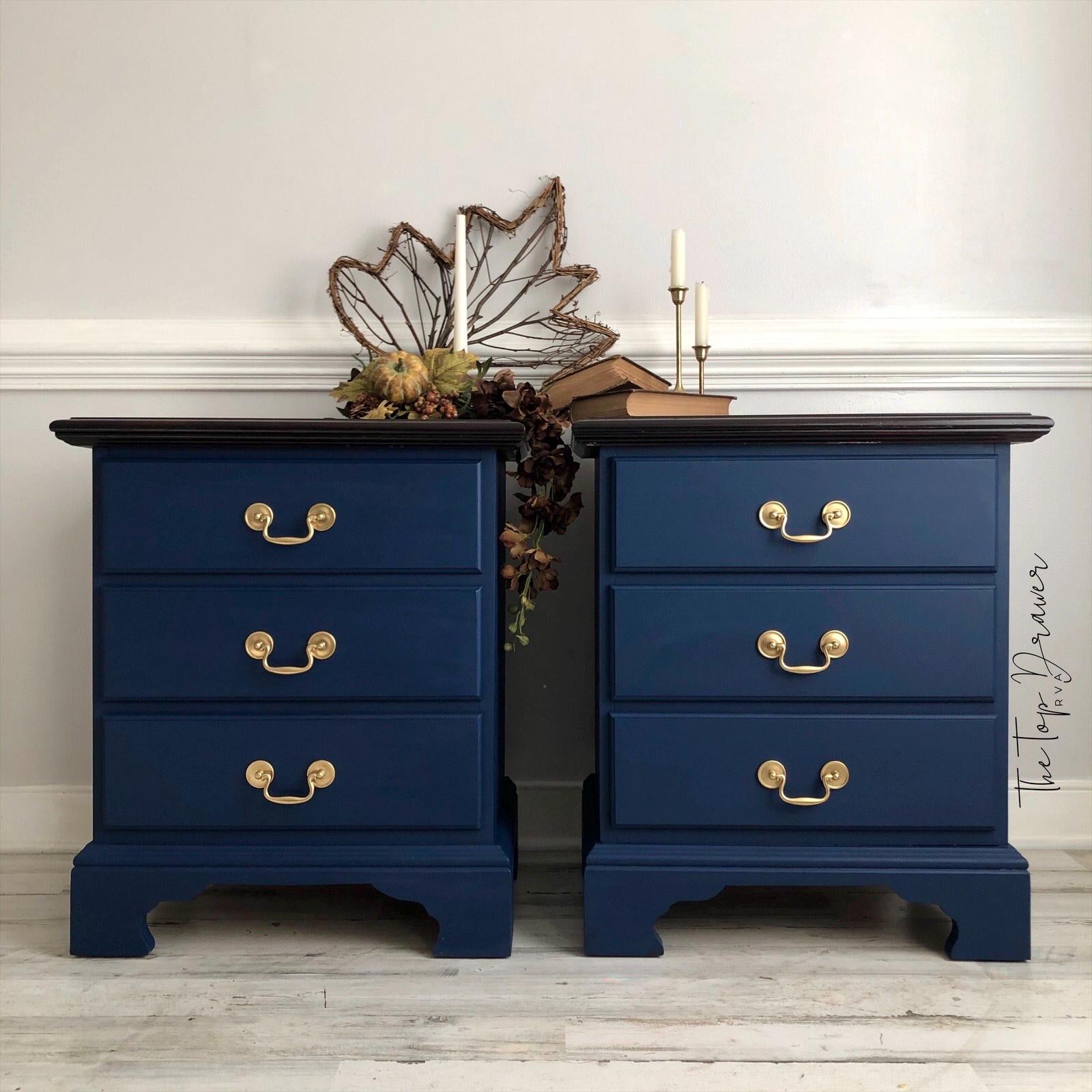 Bunker Hill Blue - Chalk Paint - Dixie Belle Paint
