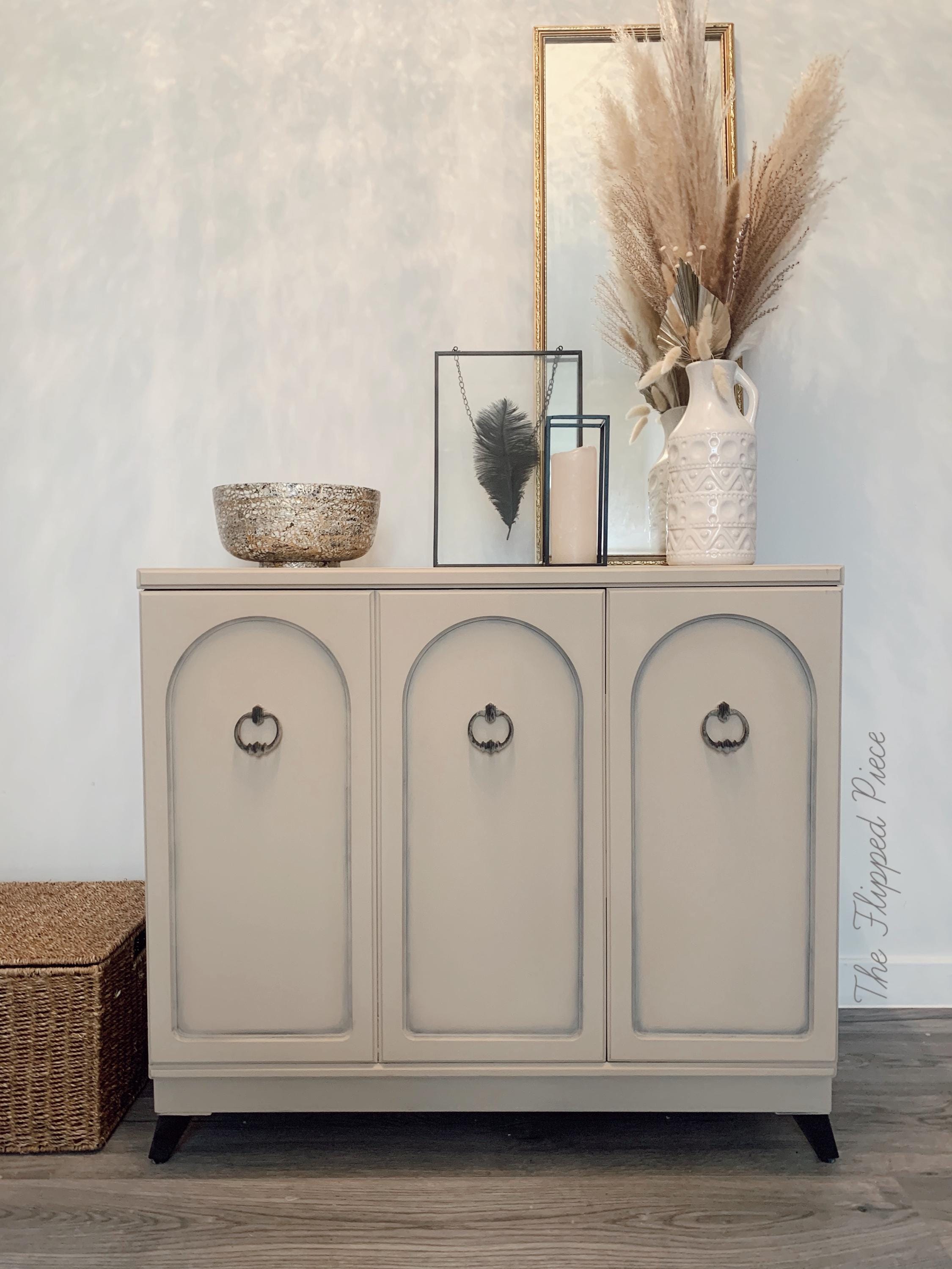 Burlap - Chalk Paint - Dixie Belle Paint