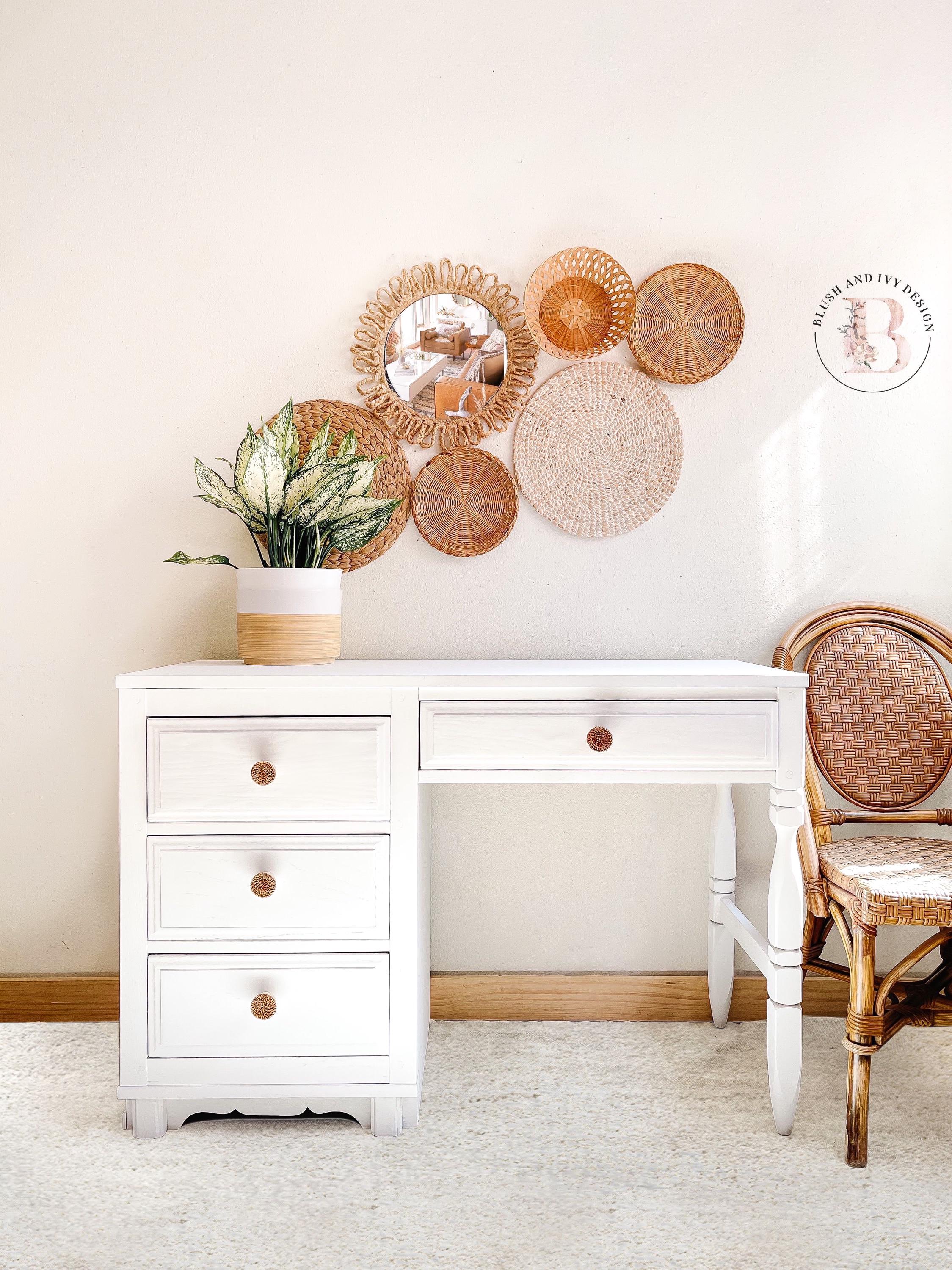 Cotton - Chalk Paint - Dixie Belle Paint