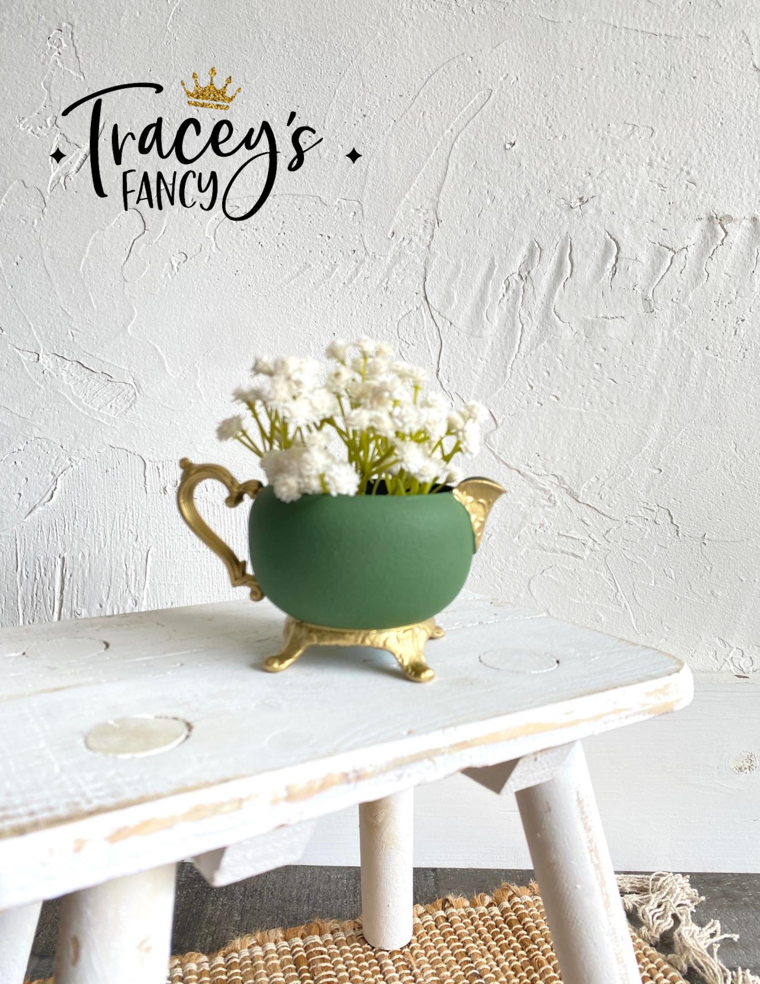 ENGLISH IVY | Dixie Belle Chalk Mineral Paint | muted green | Furniture Paint | Ships Same Day | Eligible for Free Shipping