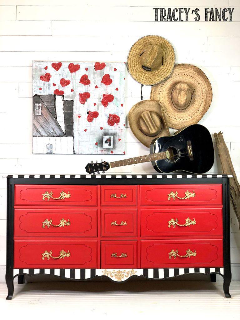 Honky Tonk Red - Chalk Paint - Dixie Belle Paint