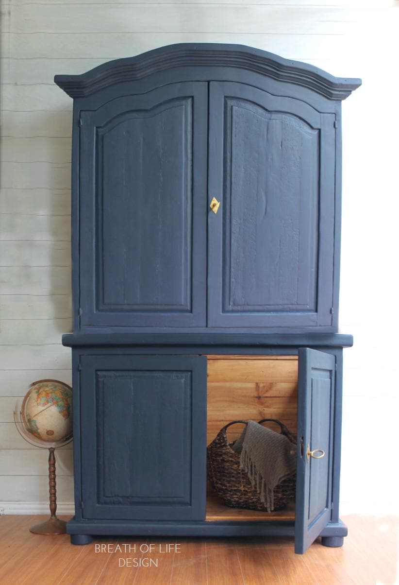IN THE NAVY | Dixie Belle Chalk Mineral Paint | dark navy blue | Furniture Paint | Ships Same Day | Eligible for Free Shipping