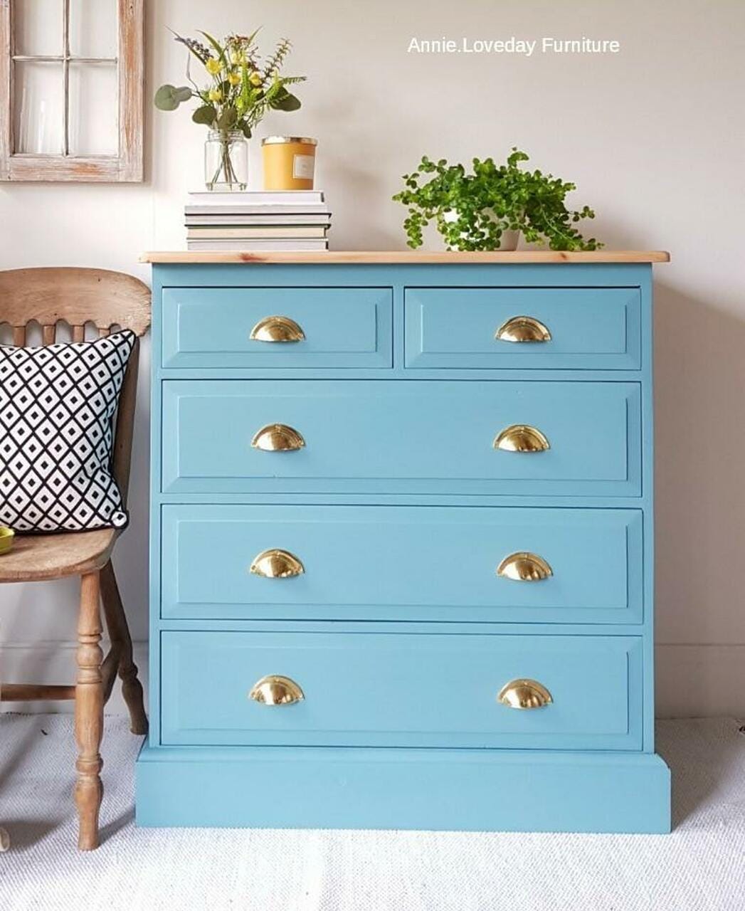 HARBOR | Dixie Belle Silk Paint | serene blue | Furniture Paint | Ships Same Day | Eligible for Free Shipping