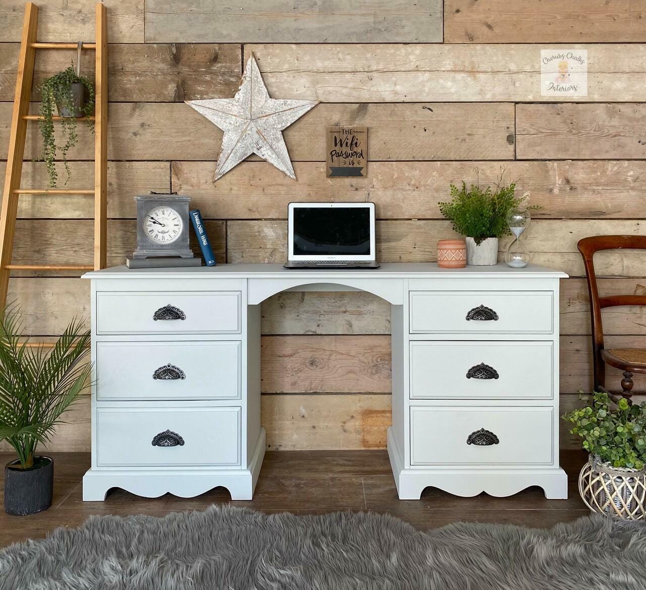 Oyster | Dixie Belle Silk Paint | light grey/off-white | Furniture Paint | Ships Same Day | Eligible for Free Shipping