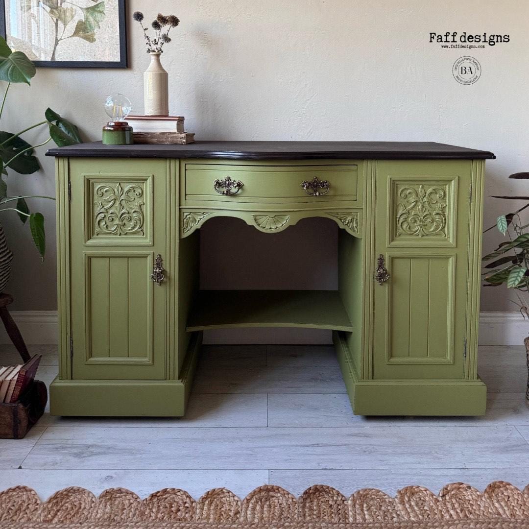 EVERGLADES | Dixie Belle Silk Paint | earthy green | Furniture Paint | Ships Same Day | Eligible for Free Shipping